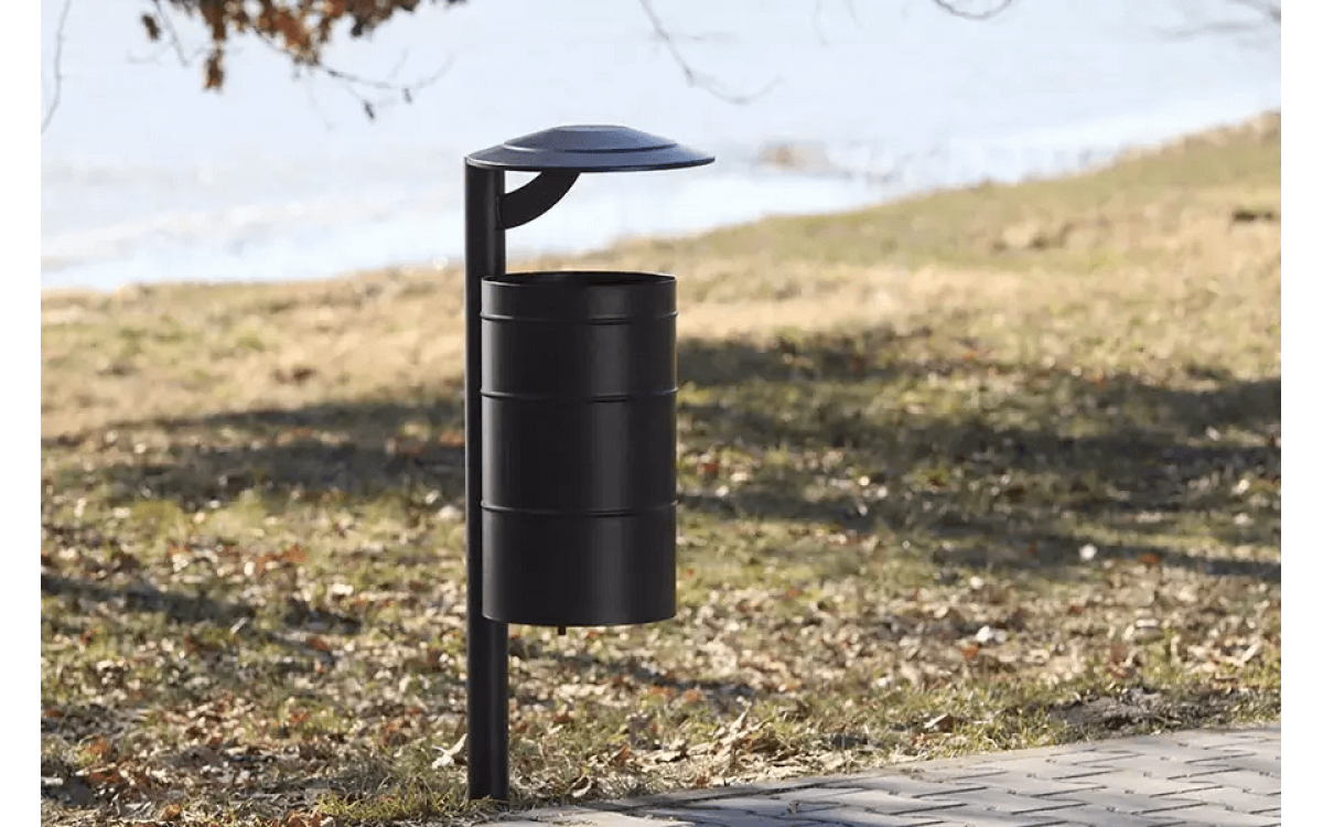 What to pay attention to when choosing an outdoor trash can?