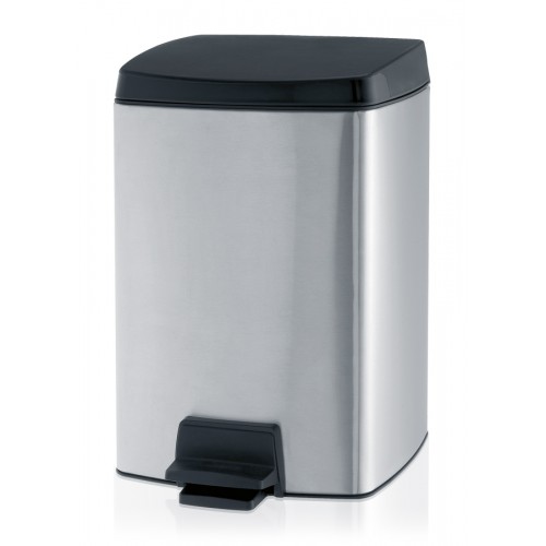 Brabantia waste bin made of matte steel